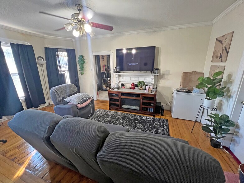 More Photos Of 127 Newbury St, Brockton Apartments For Sale