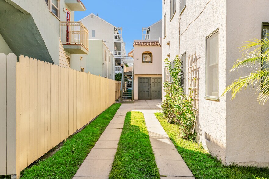 More Photos Of 1117 Mira Mar Ave, Long Beach Apartments For Sale