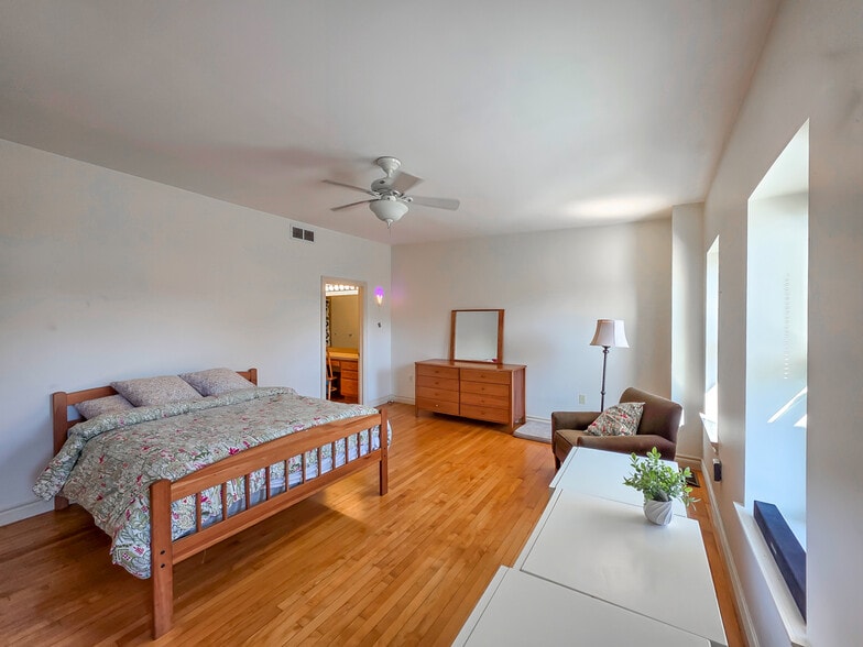 More Photos Of 8 E Front St, Monroe Storefront Retail Residential For Sale