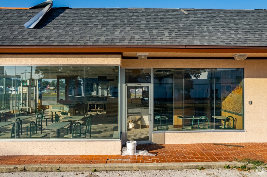 More Photos Of 11542 US Highway 19, Port Richey Fast Food For Sale