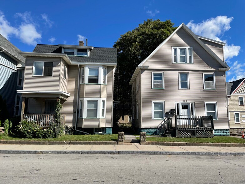Primary Photo Of 194 Charlotte St, Rochester Apartments For Sale