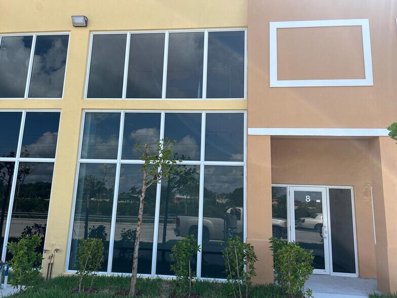 More Photos Of 13080 SW 248th St, Homestead Flex For Lease