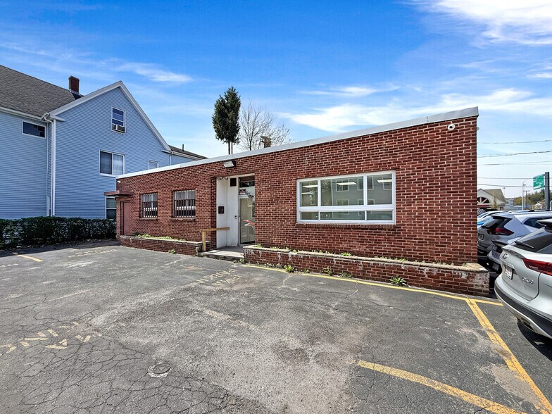 More Photos Of 64 Dewey St, Worcester Office For Sale