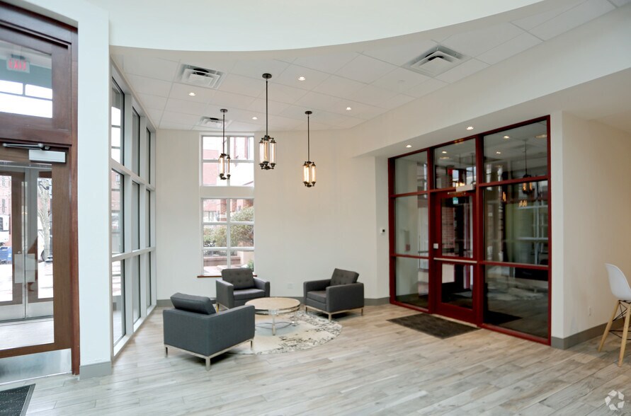 More Photos Of 100 Middle St, Portland Office For Lease