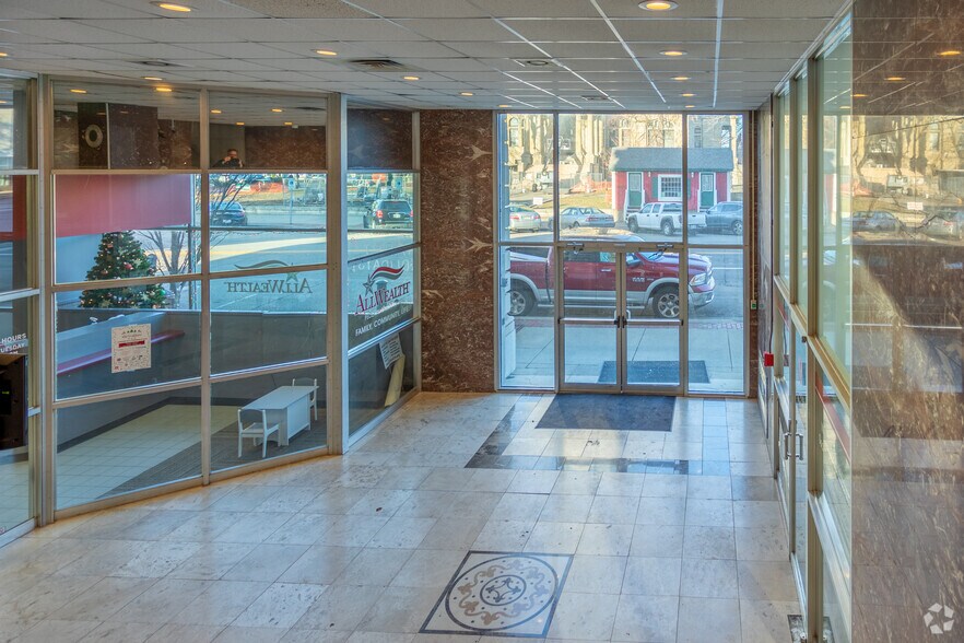 More Photos Of 6 S 2nd St, Hamilton Office For Lease