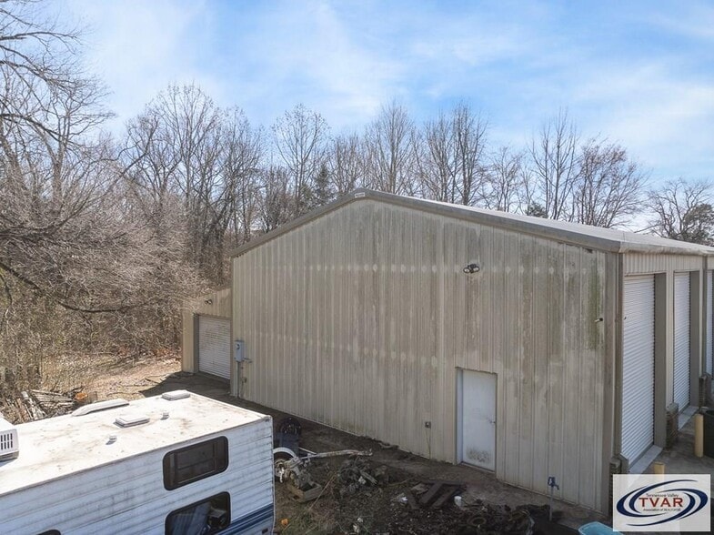 More Photos Of 9100 Highway 70, Cedar Grove Auto Repair For Sale