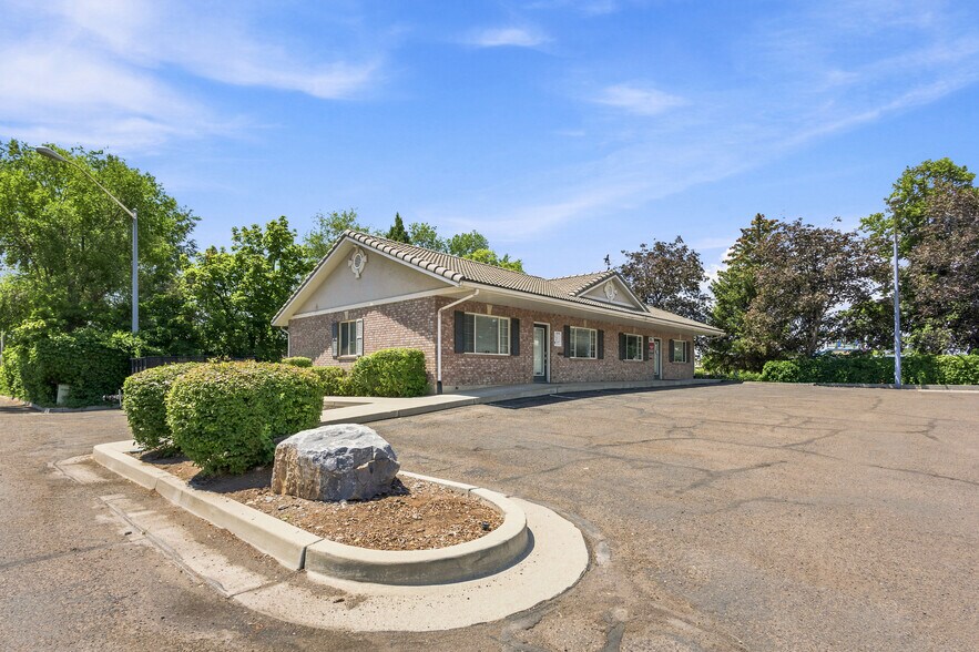 More Photos Of 1372 S 740 E, Orem Office For Lease
