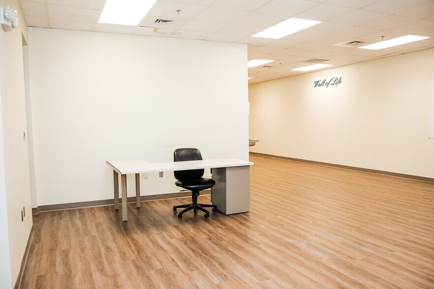 More Photos Of 101B Villa Dr, Daphne Medical For Lease
