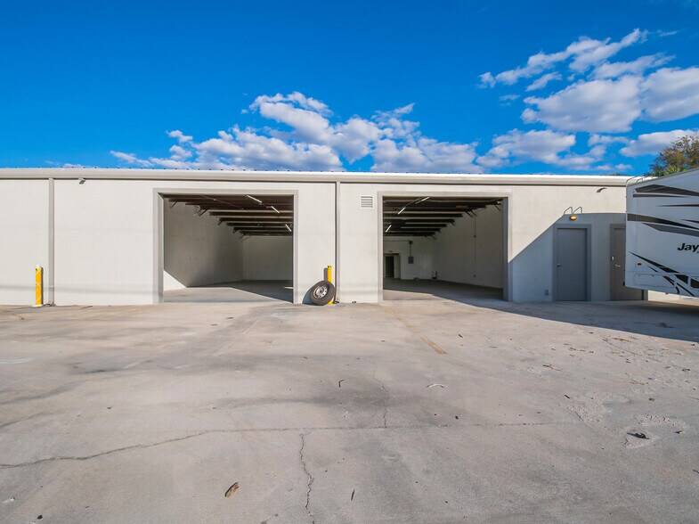 More Photos Of 440 Plumosa Ave, Casselberry Warehouse For Lease