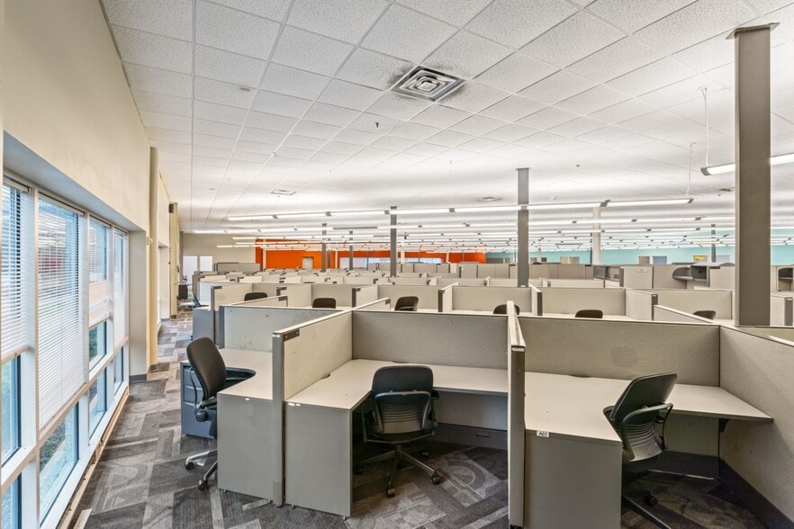 More Photos Of 978 Regional Park Rd, Lebanon Medical For Sale