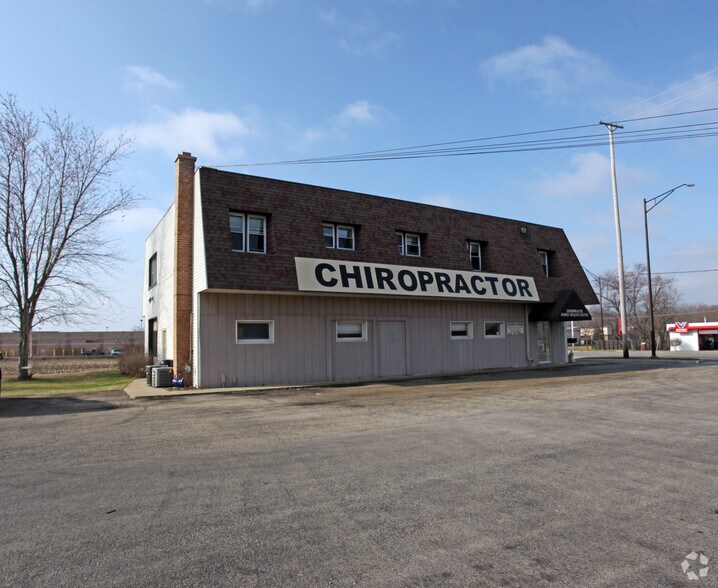 More Photos Of 2900 DeKalb Ave, Sycamore Office For Sale