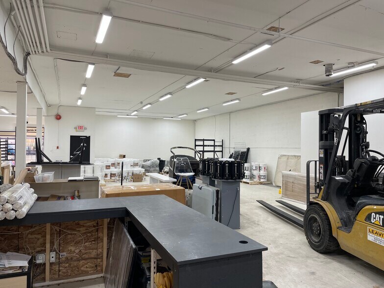 More Photos Of 19661 96 Av, Langley Warehouse For Lease