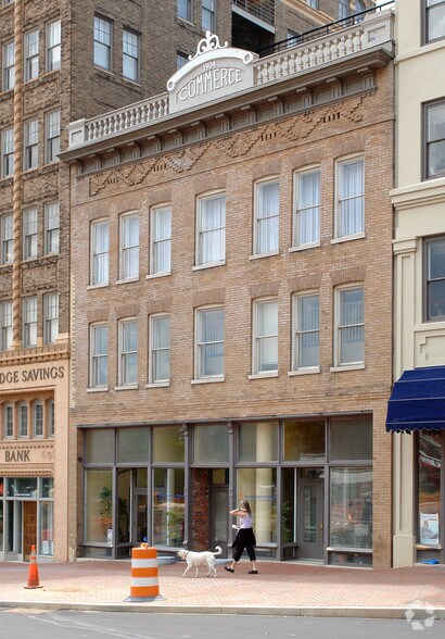 More Photos Of 18 S Pack Sq, Asheville Office For Lease