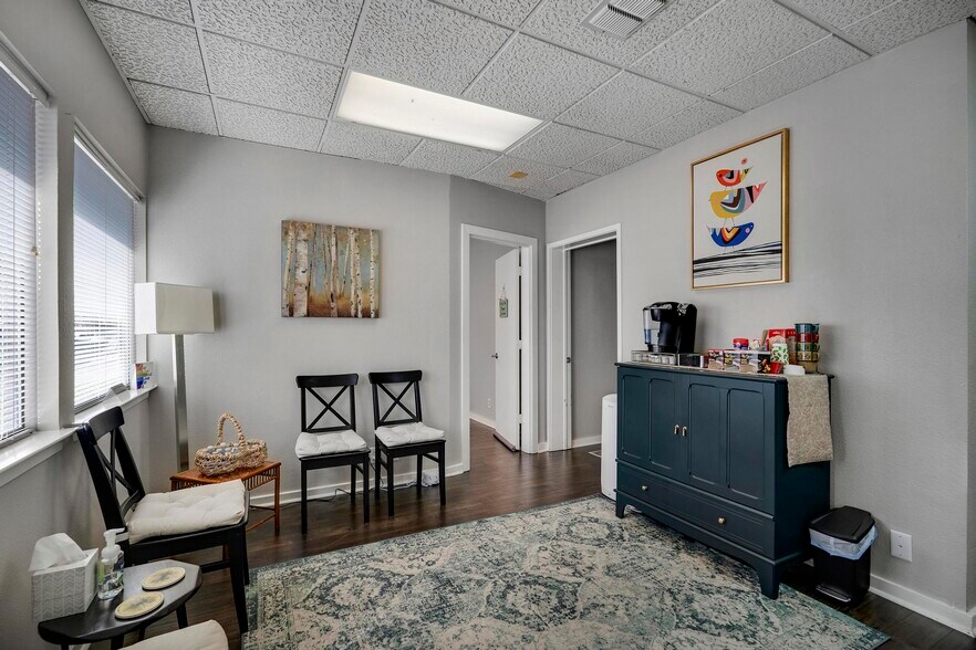 More Photos Of 11107 Wurzbach Rd, San Antonio Medical For Lease