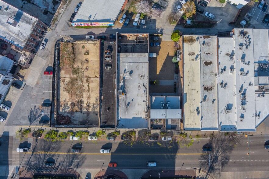 More Photos Of 1437 Market St, Chattanooga Storefront For Lease