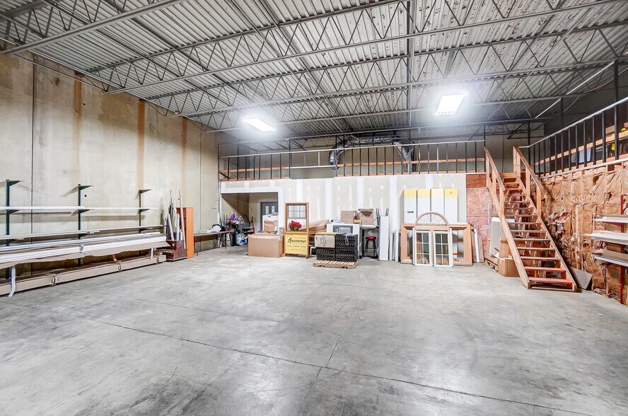 More Photos Of 4745 Wadsworth Rd, Dayton Warehouse For Lease