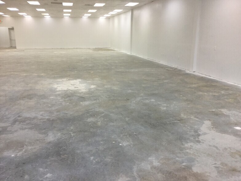 More Photos Of 32 Massa Dr, Kingston General Retail For Sale