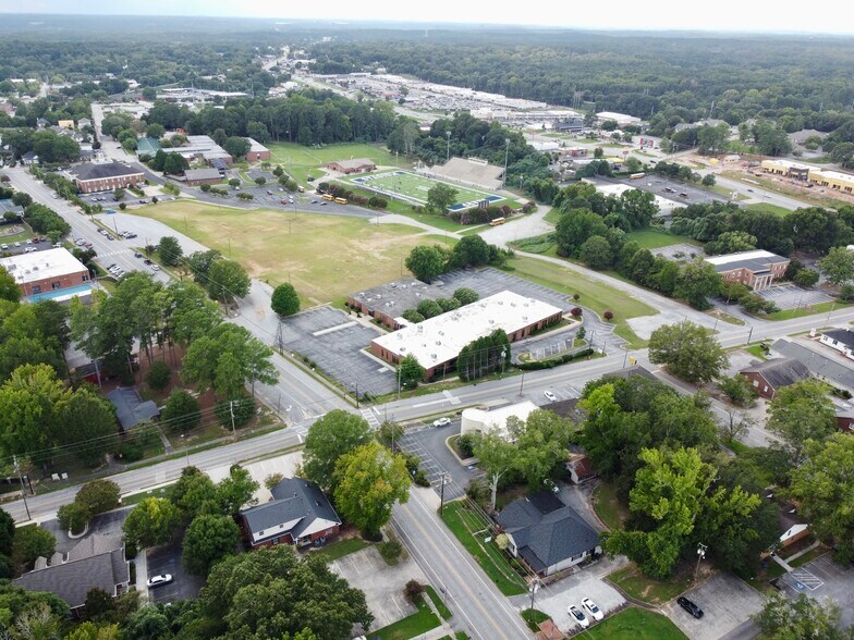 More Photos Of 3218 Mill St, Covington Medical For Sale