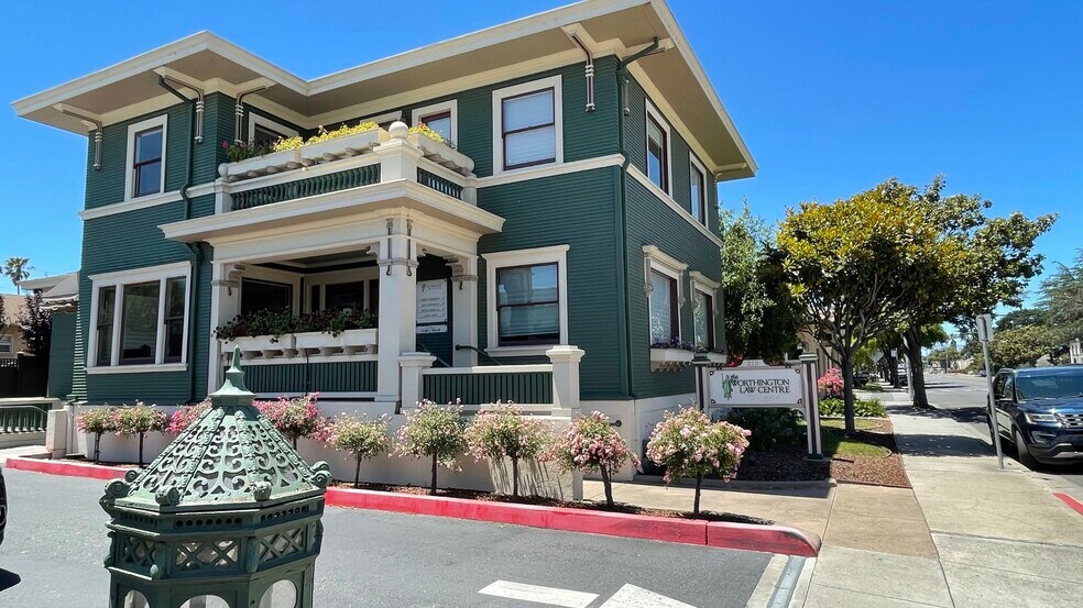 More Photos Of 215 W Alisal St, Salinas Office For Lease