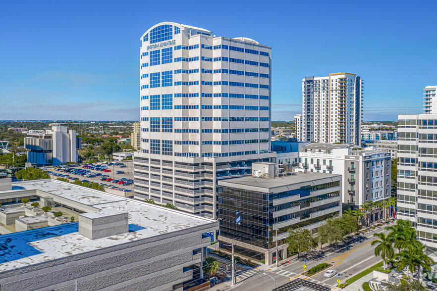 Primary Photo Of 101 NE 3rd Ave, Fort Lauderdale Office For Lease