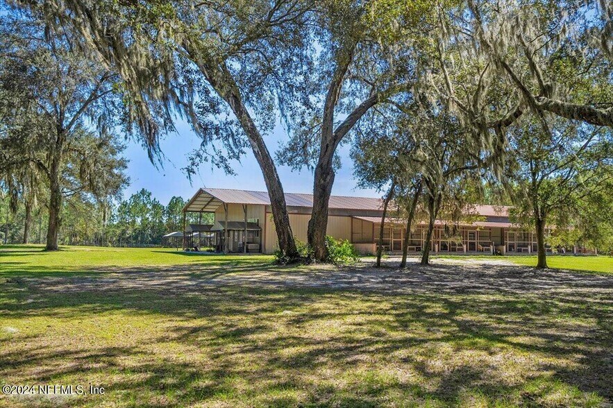 More Photos Of 258 Bostwick Cemetery Rd, Palatka Lodge Meeting Hall For Sale