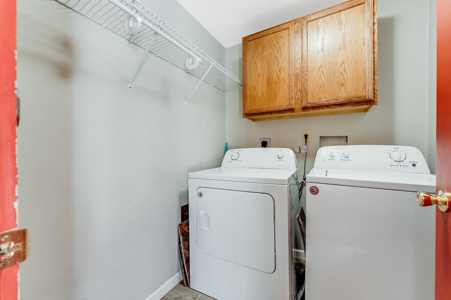 More Photos Of 214 Wall St, Morgantown Apartments For Sale