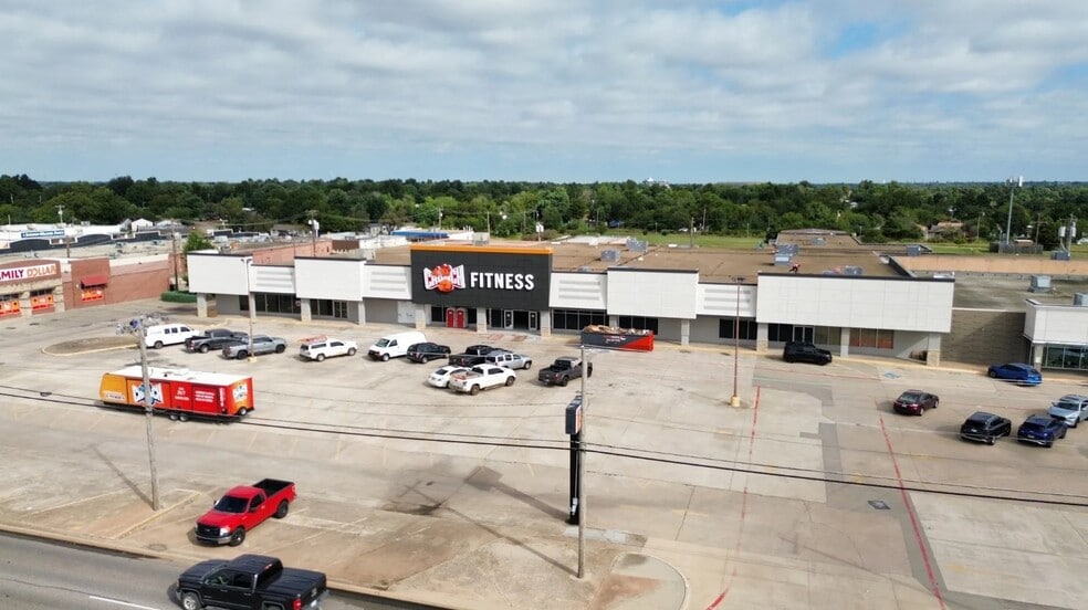 More Photos Of 7511-7525 SE 15th St, Midwest City Unknown For Lease