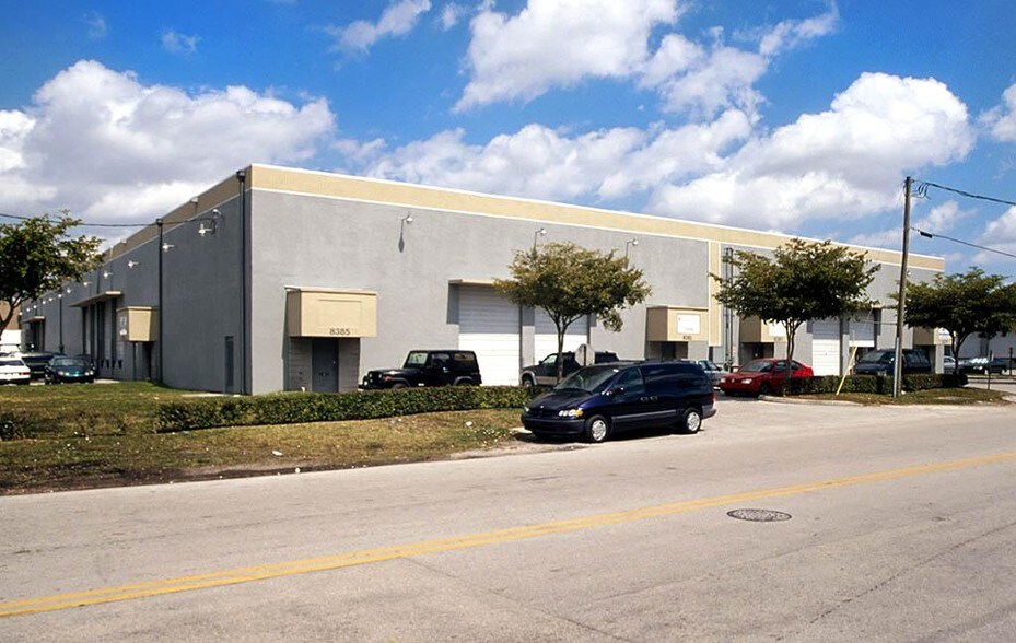 More Photos Of 6709 NW 84th Ave, Doral Light Distribution For Lease