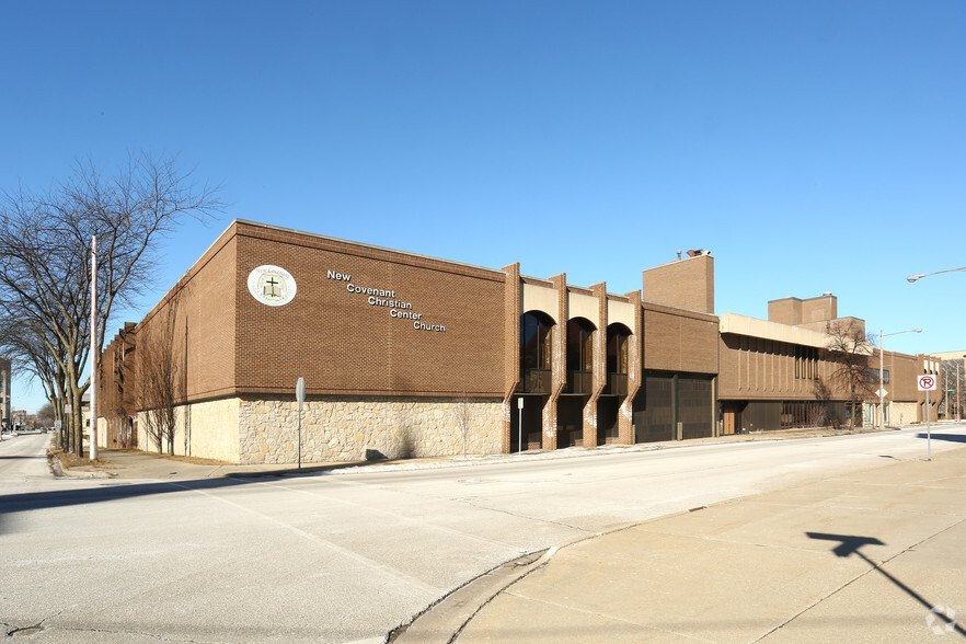 Primary Photo Of 400 Federal Ave, Saginaw Freestanding For Lease