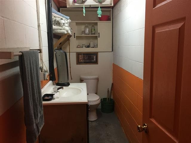 More Photos Of 1014 N Main St, Milan Auto Repair For Sale