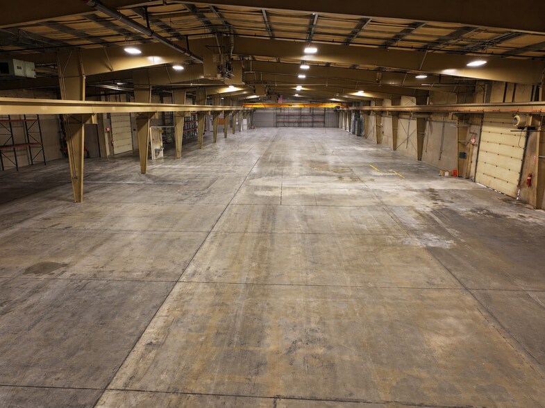 More Photos Of 2900 Sutherland Dr, Union Gap Manufacturing For Lease