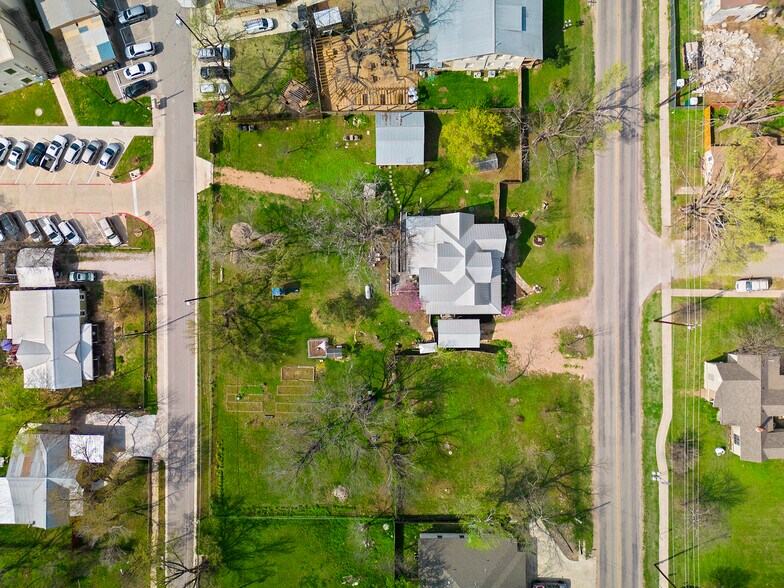 More Photos Of 3303 Ranch Road 1869, Liberty Hill Specialty For Sale