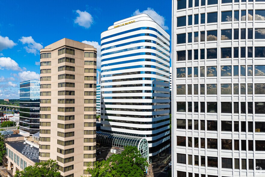 Primary Photo Of 1021 E Cary St, Richmond Office For Lease
