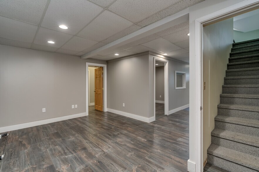 More Photos Of 708 James St, Clayton Office For Sale