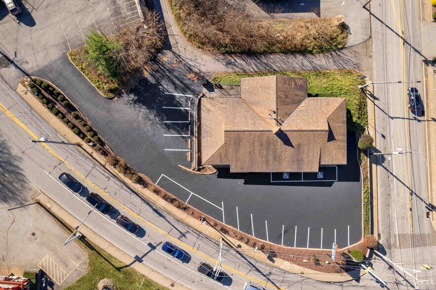 More Photos Of 13049 Frankstown Rd, Pittsburgh Medical For Sale