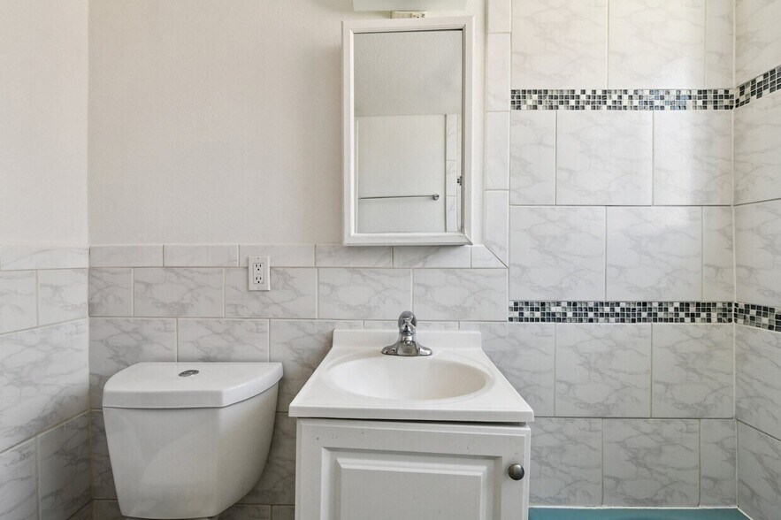 More Photos Of 1725 W Mosier Pl, Denver Apartments For Sale