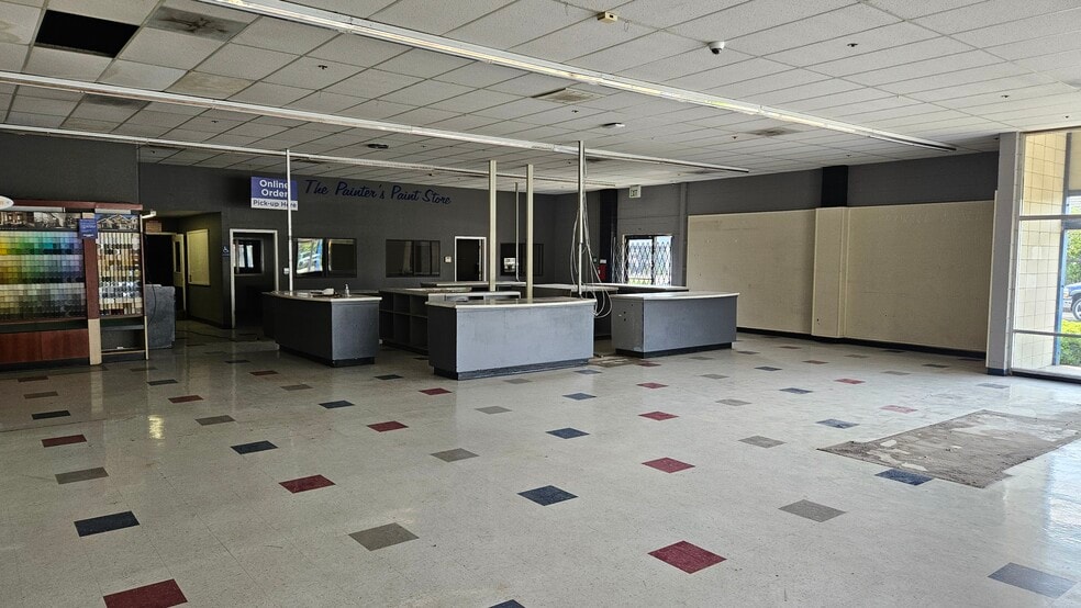 More Photos Of 1004 Mchenry Ave, Modesto Freestanding For Lease