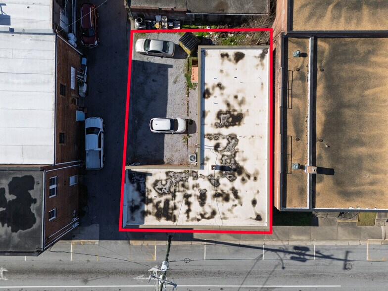 More Photos Of 109 W Atlantic St, South Hill Storefront Retail Office For Sale