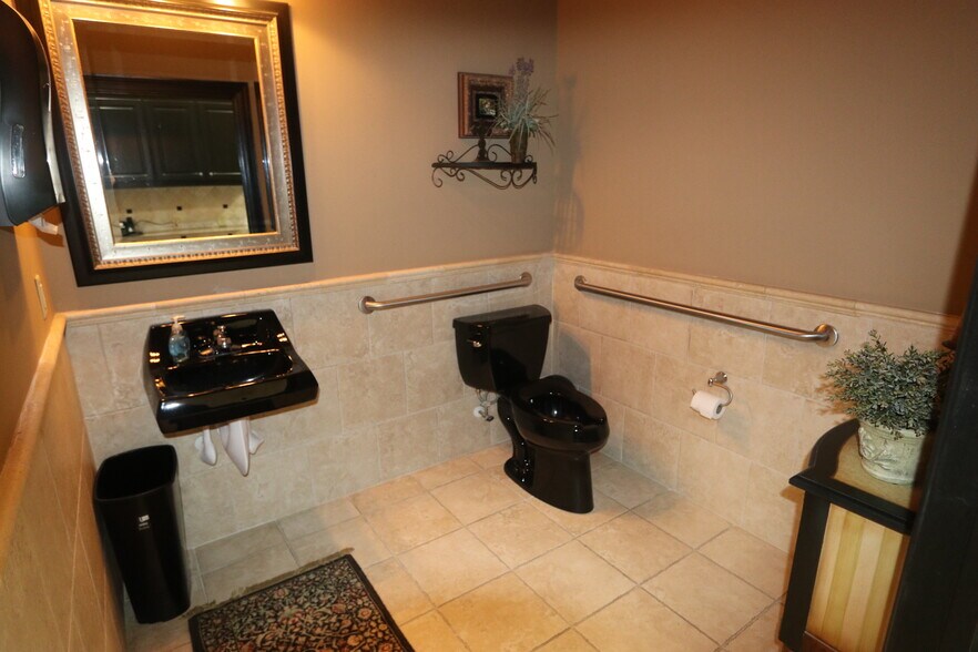 More Photos Of 1790 Atkinson Rd, Lawrenceville Medical For Sale