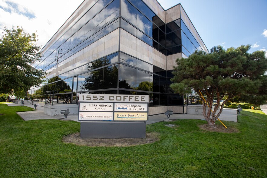 More Photos Of 1552 Coffee Rd, Modesto Medical For Lease