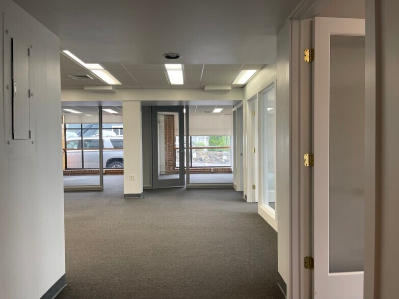 More Photos Of 199 Elm St, New Canaan Medical For Sale