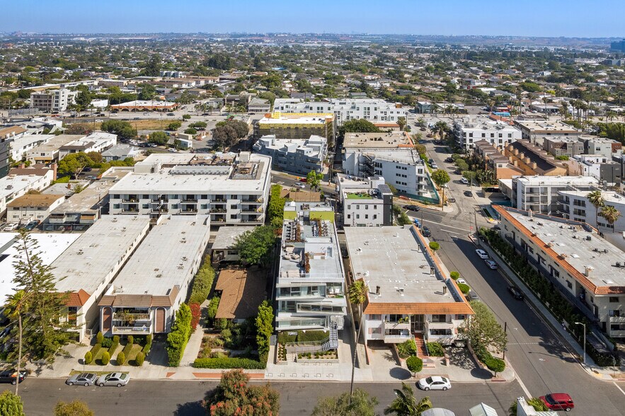 More Photos Of 12770 Caswell Ave, Los Angeles Apartments For Sale