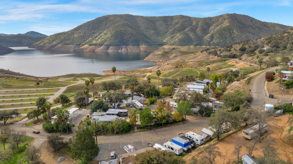 Primary Photo Of 32303 E Trimmer Springs Rd, Sanger Manufactured Housing Mobile Home Park For Sale