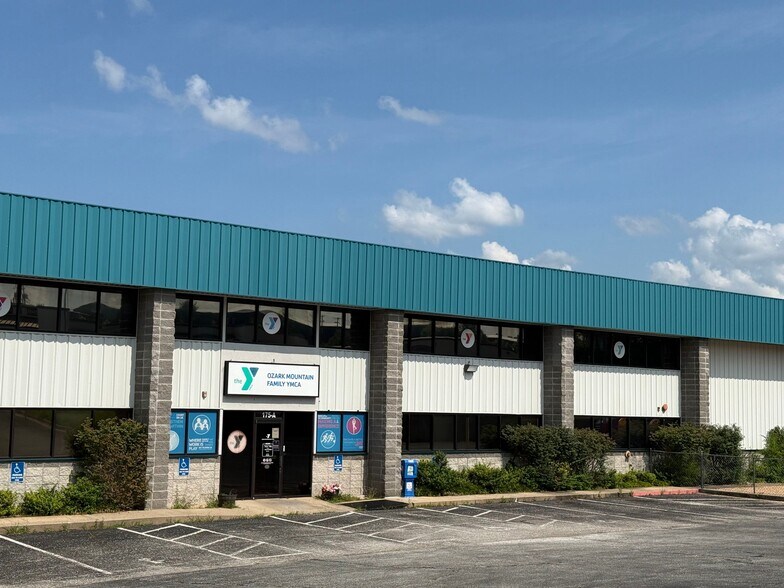 More Photos Of 175 Industrial Park Dr, Hollister Industrial For Sale