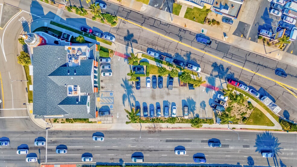 More Photos Of 8682 Beach Blvd, Buena Park General Retail For Lease