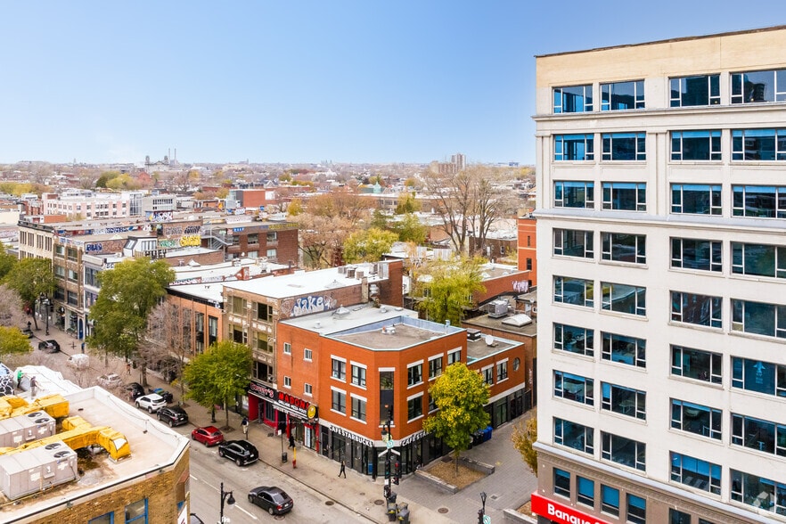 More Photos Of 3601 Boul Saint-Laurent, Montréal Storefront Retail Residential For Lease