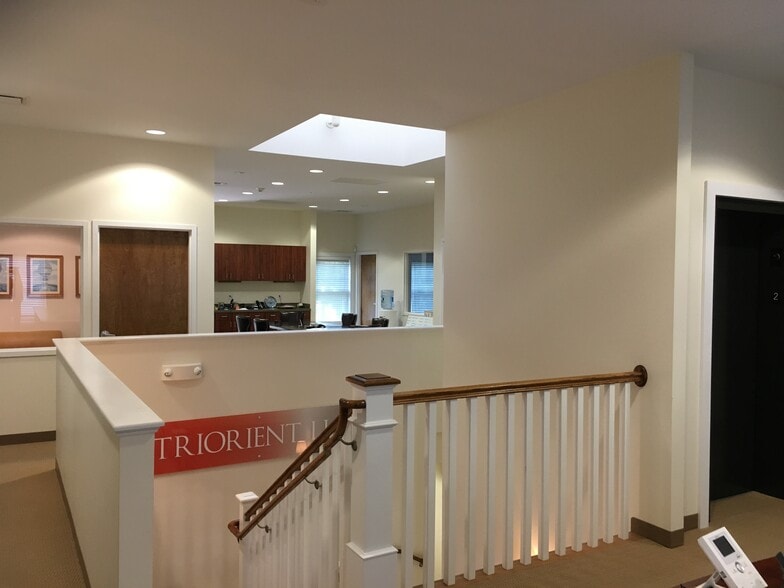 More Photos Of 76 Tokeneke Rd, Darien Office For Lease
