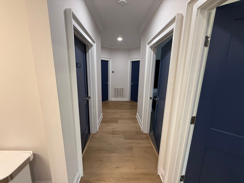 More Photos Of 710 Northeast Dr, Davidson Coworking Space