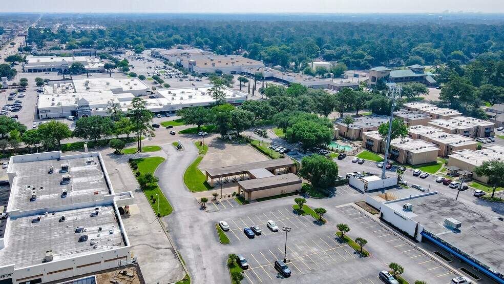More Photos Of 12900 Champion Forest Drive, Houston Bank For Sale