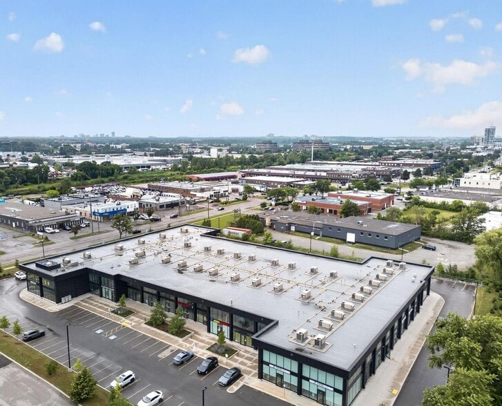 More Photos Of 530 Speers Rd, Oakville Office For Sale